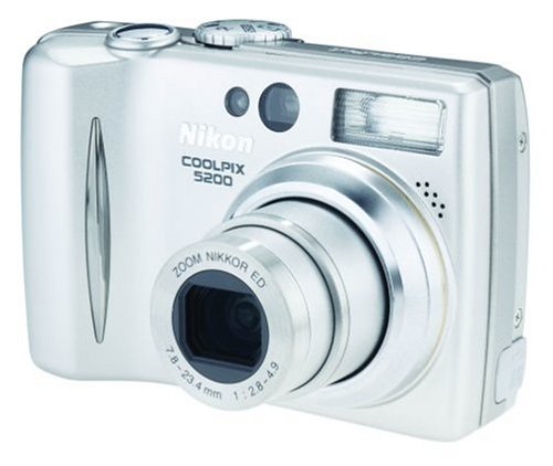 Nikon Coolpix 5200 5MP